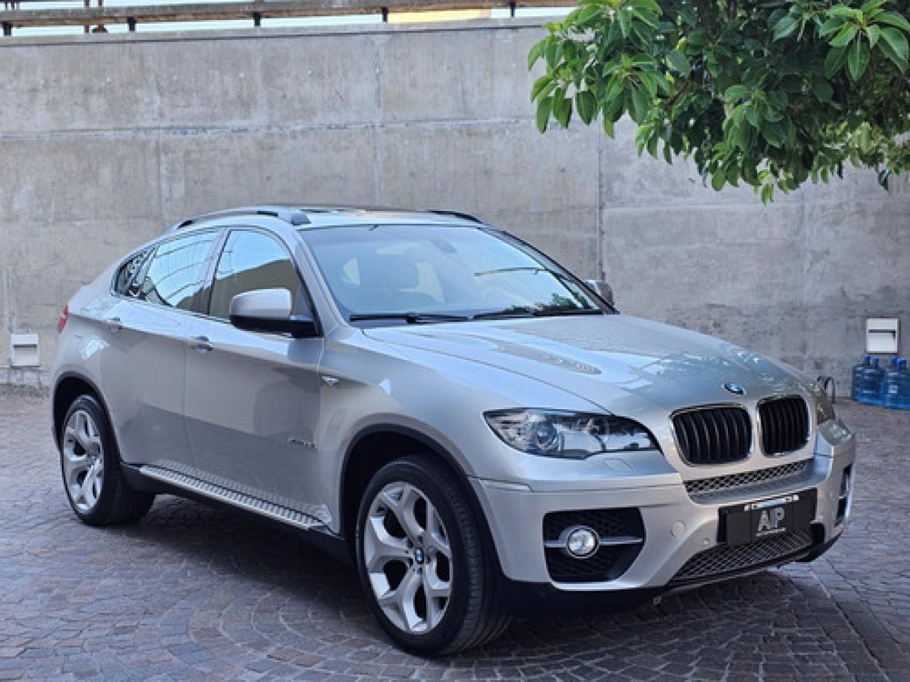 BMWX6