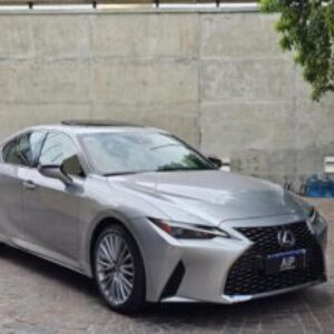 LEXUS-Is 300